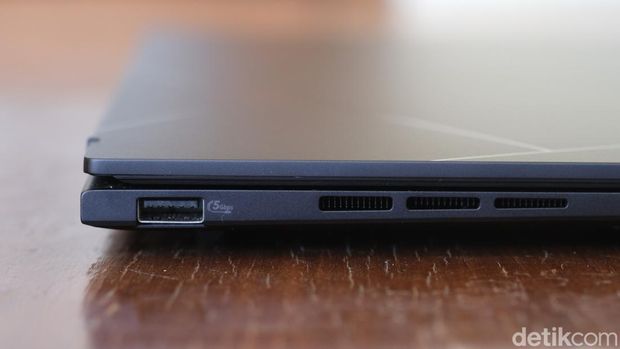 Review Asus Zenbook 14 OLED (UM3406)