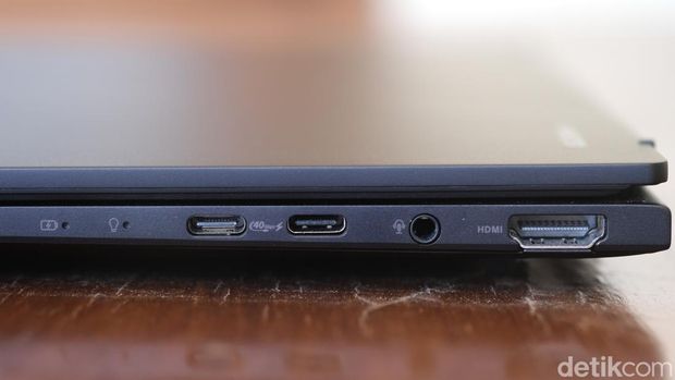 Review Asus Zenbook 14 OLED (UM3406)