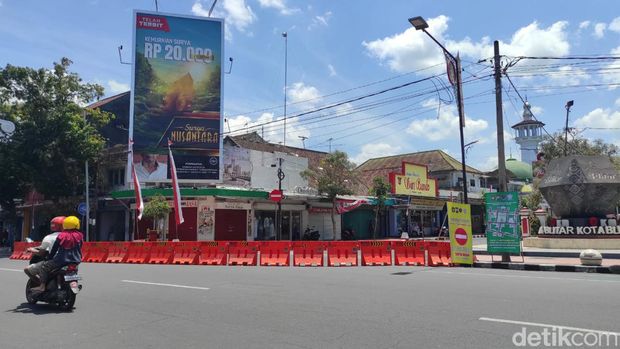 ruasa jalan Alun-alun Blitar diubah arah