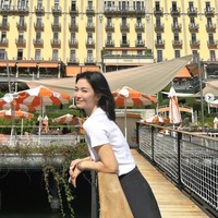 Lewat akun Instagram-nya, Song Hye Kyo memamerkan keindahan pemandangan di sekitar wisata danau terkenal Italia, Lake Como. Foto: dok. Instagram @kyo1122