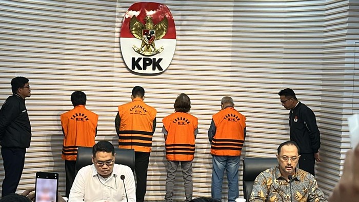 Tersangka kasus dugaan korupsi pengadaan lahan di Rorotan, Jakarta Utara