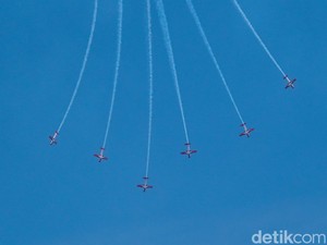 Top Gun TNI AU Beraksi Lagi, Bikin Pengunjung Bali Airshow Histeris!