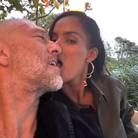 Perbedaan usia mereka yang cukup besar menjadi bahan diskusi netizen. Sejumlah komentar menyindir bahwa Vincent lebih cocok menjadi ayah Narah. Foto: dok. Instagram @narahbaptista @vincentcassel