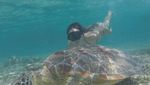 Foto: Cantiknya Wulan Guritno Saat Liburan di Gili Meno