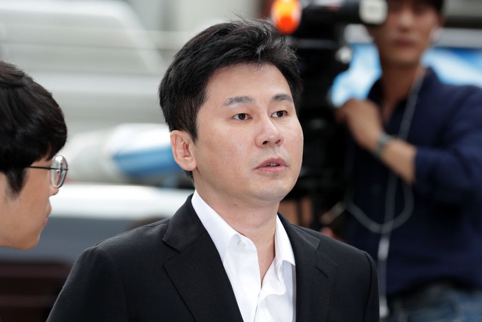 SEOUL, SOUTH KOREA - AUGUST 29: Yang Hyun-Suk, the former CEO of K-pop music label YG Entertainment arrives at police station on August 29, 2019 in Seoul, South Korea. The Seoul Metropolitan Police Agency has booked Yang Hyun-suk, the former CEO of K-pop music label YG Entertainment along with Seungri, a former member of K-pop boy band BIGBANG to be questioned over charges of gambling in a foreign country and securing the money in violation of South Korean law. (Photo by Han Myung-Gu/WireImage)