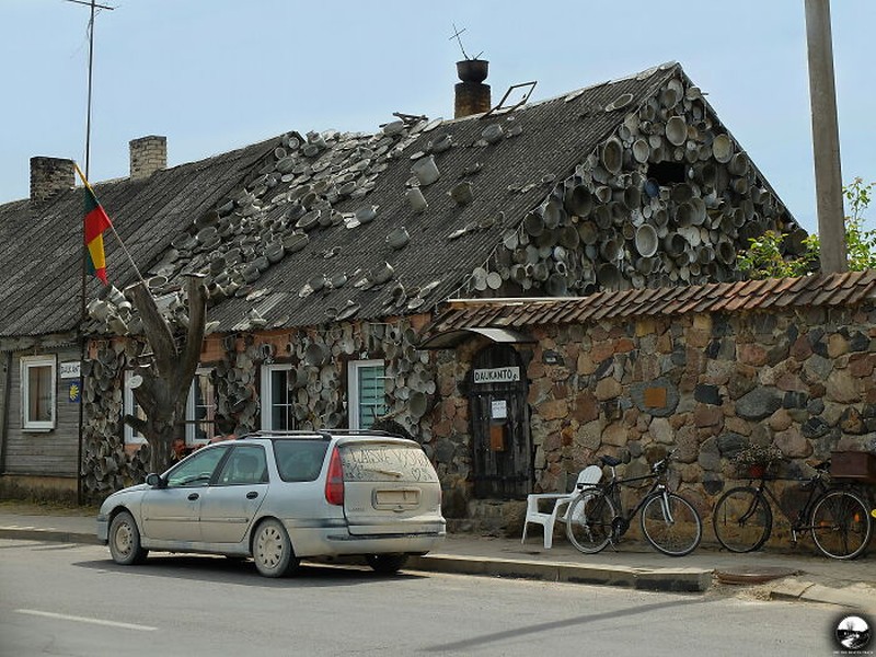 Foto Tempat Unik hingga Mengerikan