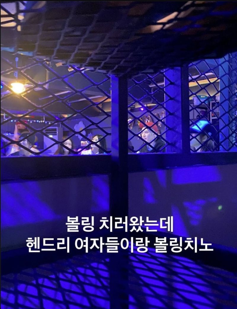 Hendery WayV Bantah Double Date dengan Lucas Usai Terciduk di Arena Bowling