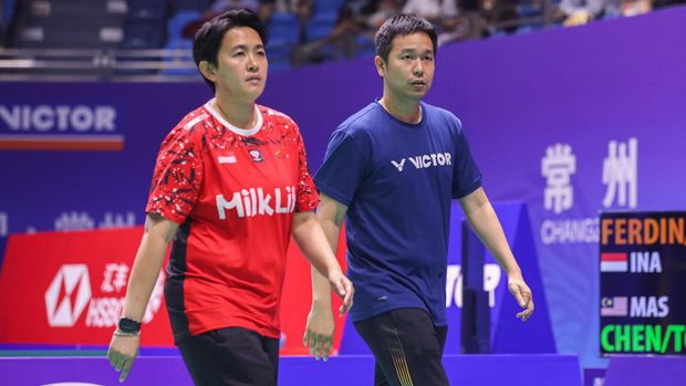 Laju Dejan Ferdinansyah/Gloria Emanuelle Widjaja ke perempatfinal China Open 2024 turut menghadirkan momen Hendra Setiawan menjadi 'pelatih dadakan', mendampingi Vita Marissa.