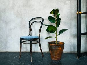 5 Cara Mencegah Karat (Korosi) Muncul di Furnitur Logam hingga Besi