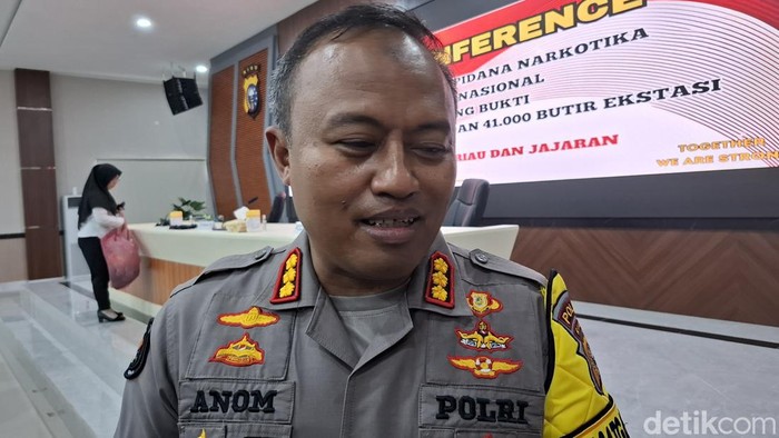 Kabid Humas Polda Riau Kombes Anom (Foto: Raja Adil Siregar)