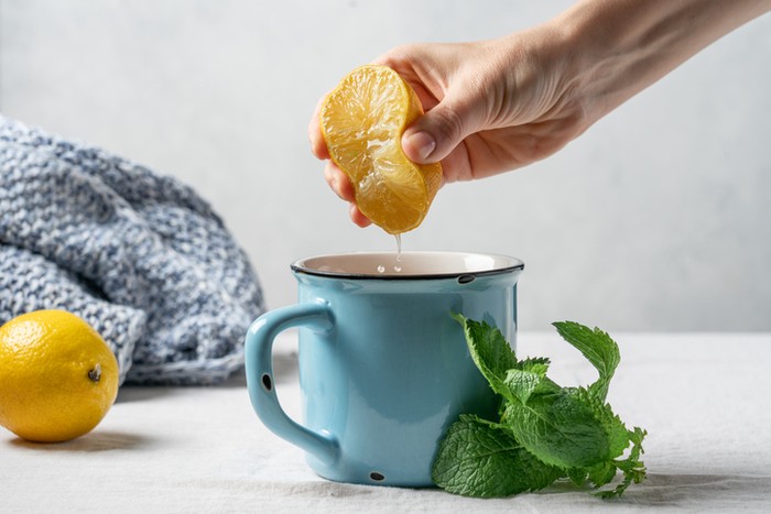 trik memeras lemon yang tepat