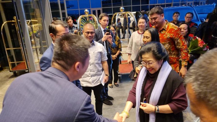 Megawati lakukan kunjungan ke Uzbekistan (Haris/detikcom)
