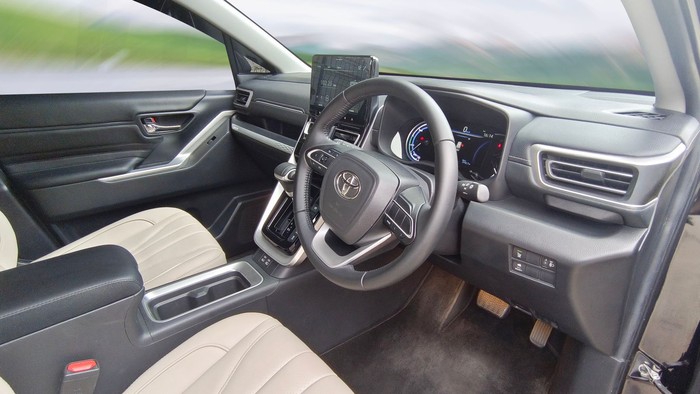 Modifikasi Kijang Innova Zenix Hybrid Modifikasi Kijang Innova Zenix Hybrid