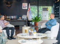 Momen Anin Undang Menperin Hadiri Sarasehan Kadin