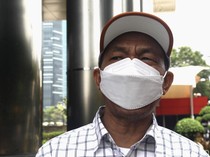 Potret Ketua DPRD Maluku Utara Usai Diperiksa KPK