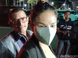 Hasil Visum Putri Nikita Mirzani Diserahkan ke Polisi Besok