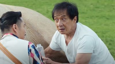 Jackie Chan Akui Salah Pola Asuh, Terlalu Keras ke Anak