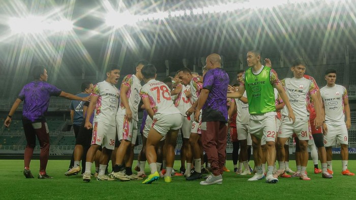 Persis Solo.