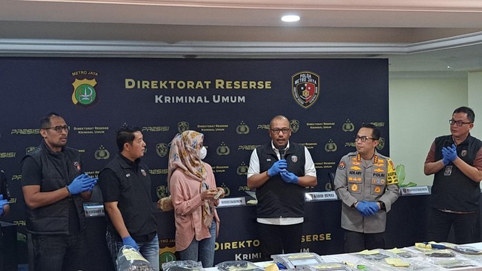 Polisi kembalikan mobil driver taksi online korban perampokan di Tol JORR Jatiasih