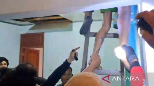 Polisi tangkap pelaku pembunuhan gadis penjual gorengan di Padang Pariaman.