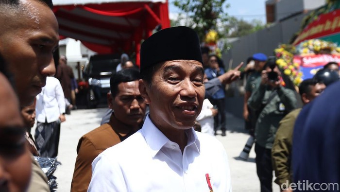 Presiden Jokowi kunjungi Ponpes Ora Aji Gus Miftah di Sleman, Kamis (19/9/2024).