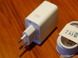 Unboxing Realme 13 Pro Plus, HP Rp 6 Jutaan Unggulkan Kamera