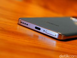 Unboxing Realme 13 Pro Plus, HP Rp 6 Jutaan Unggulkan Kamera