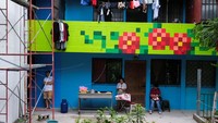Inisiatif di lingkungan yang dulunya penuh kekerasan ini dipimpin oleh sebuah yayasan asal Salvador yang berupaya memenuhi komunitas dengan seni. Tujuannya di Zacamil adalah membuat mural setinggi lantai selama dua tahun ke depan di hampir setiap dinding kompleks, yang menampung sekitar 4.000 penduduk.