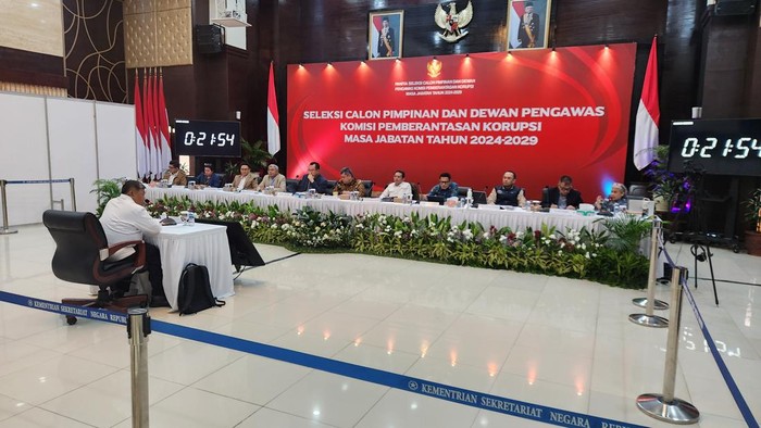 Tes wawancara calon Dewas KPK