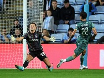 Carabao Cup: Dramatis! 2 Gol Telat Loloskan Tottenham Hotspur