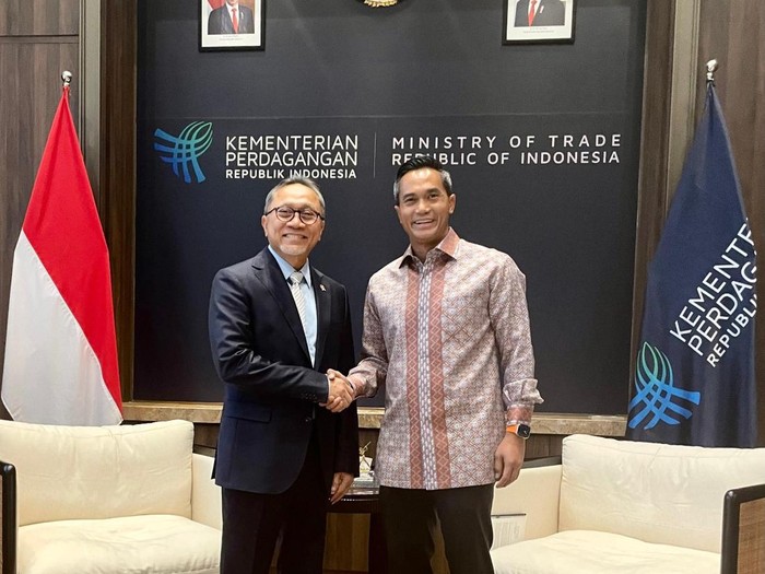 Zulhas Bertemu Anindya Bakrie