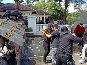Mencekamnya Simulasi Pengamanan Pilkada Pangandaran 2024