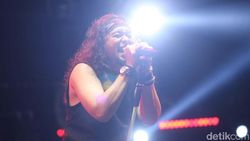 Ari Lasso-Boomerang Guncang Panggung Pestapora 2024 Ari Lasso-Boomerang Guncang Panggung Pestapora 2024