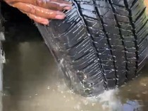 Penampakan Ban Pajero Tembus Kena Peluru Ditembaki Pengusaha Koboi