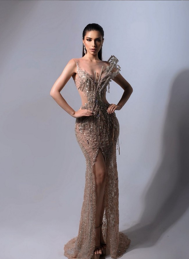 Wanita 22 tahun ini akan mewakili Indonesia di kancah internasional Miss Universe 2024 yang akan diadakan di Meksiko, November mendatang. Foto: Instagram/@itsclarasha