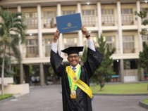 Sosok Faris Ikut Program Fast Track S1-S2 di UGM, Lulus dengan IPK Nyaris Sempurna!