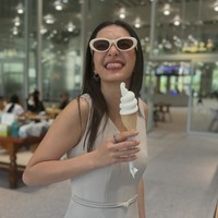 Raline juga mengunggah beberapa foto lain yang memperlihatkan keseruannya selama berada di Seoul. Gaya maksimal tetap menemaninya. (Foto: Instagram/@ralineshah)