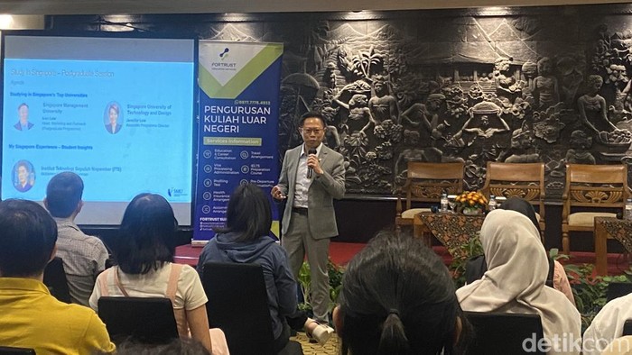 Head Marketing and Outreach Office of Admission and Financial Assistance SMU, Ivan Low.