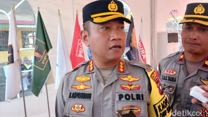 Kapolresta Barelang, Kombes Heribertus Ompusunggu.