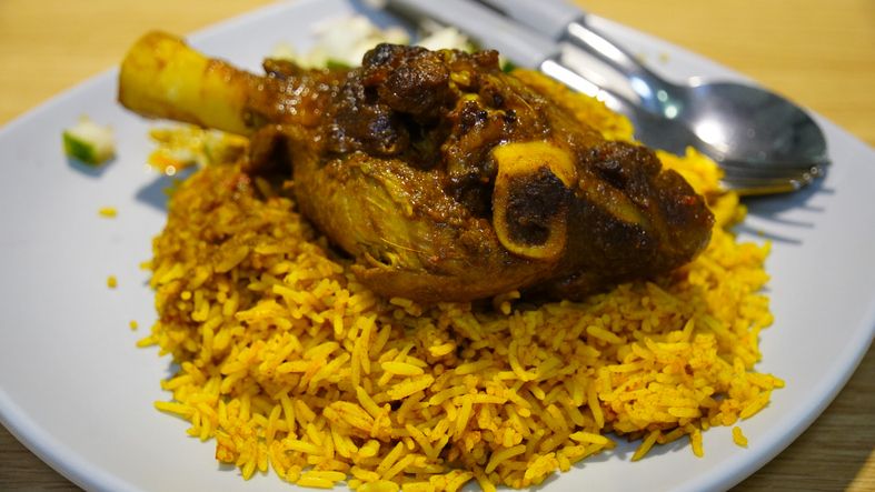 kawasan kuliner halal di Indonesia