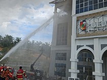 3 Kantor Dinas di Komplek Tenayan Pemkot Pekanbaru Terbakar!