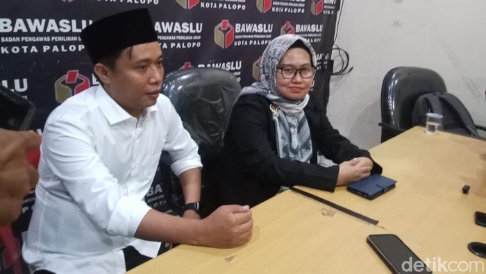 Ketua Bawaslu Palopo, Khaerana Parenrengi dan Kordiv Penanganan Pelanggaran dan Penyelesaian Sengketa Bawaslu Palopo, Widianto Hendra.