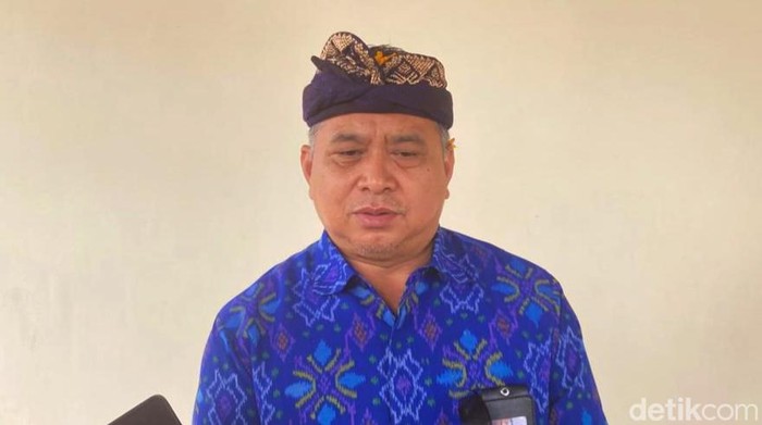 Ketua KPU Karangasem I Putu Darma Budiasa. (I Wayan Selamat Juniasa/detikBali)