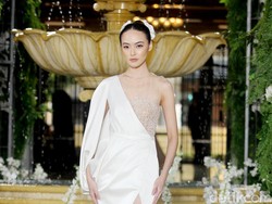 10 Koleksi Terbaru SEBASTIANsposa, Gaun Pengantin Impian Terinspirasi Khayalan