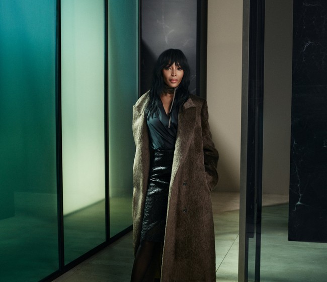 Naomi Campbell termasuk nama bear yang ambil bagian dalam kampanye untuk koleksi Hugo Boss musim gugur/dingin 2024 ini. Dengan kampanye #BeYourOwnBOSS, jenama asal Jerman ini mengusung busana bertema ‘CorpCore’ yang mengangkat tampilan formal yang sharp. (Foto: dok. Hugo Boss)