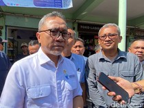 Ditanya soal Perizinan Ekspor Pasir Laut, Mendag Zulhas: Wis Yo