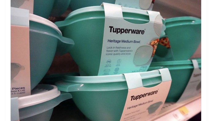 Meme Tupperware