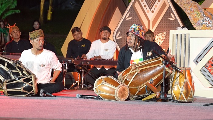 Napak Jagat Nusantara