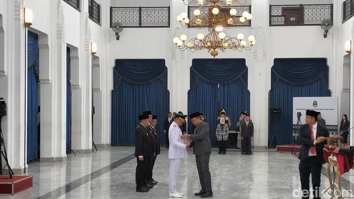 Pelantikan Pj Wali Kota Bandung A Koswara