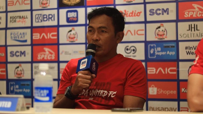 Pelatih Maduran United Rakhmad Basuki
